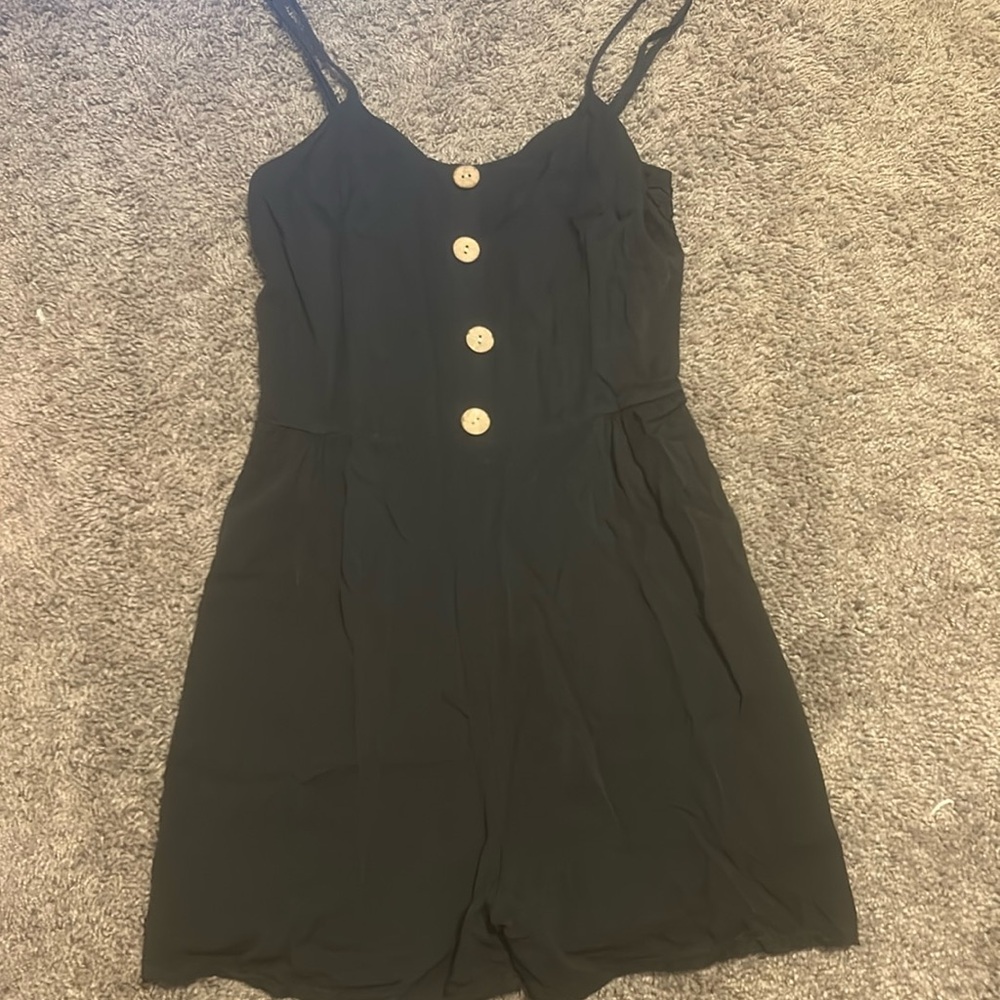 ✨Black romper✨